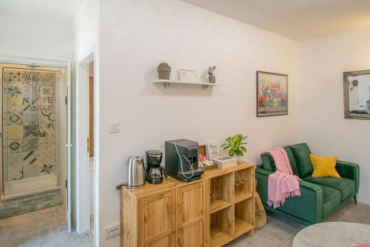 Apartman Enjoy Ровинь Экстерьер фото