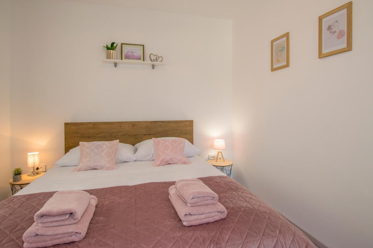 Apartman Enjoy Ровинь Экстерьер фото