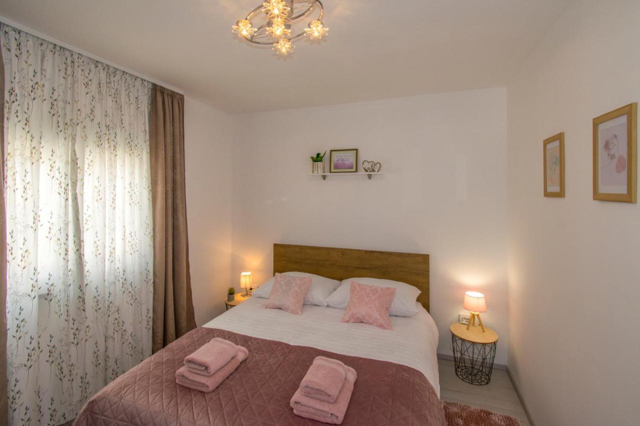 Apartman Enjoy Ровинь Экстерьер фото